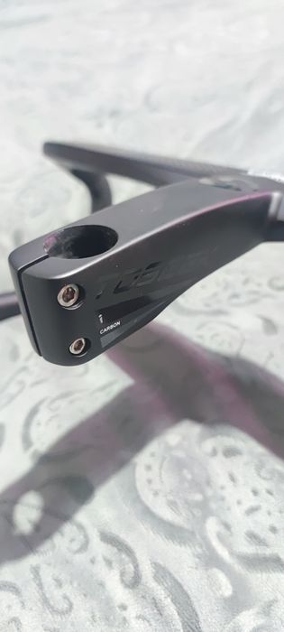 Guiador integrado Carbono Toseek TR5500