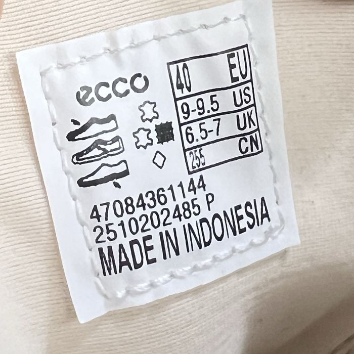 Шкіряні жіночі білі кеди сліпони ecco soft 7 w  розмір 40