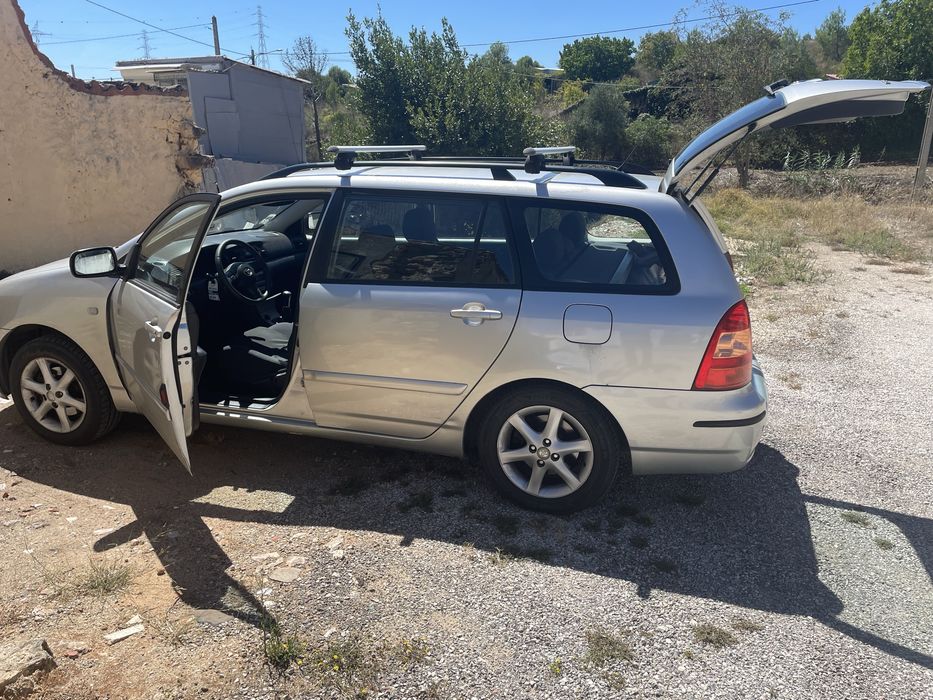 Carrinha Toyota Corolla — photo 3