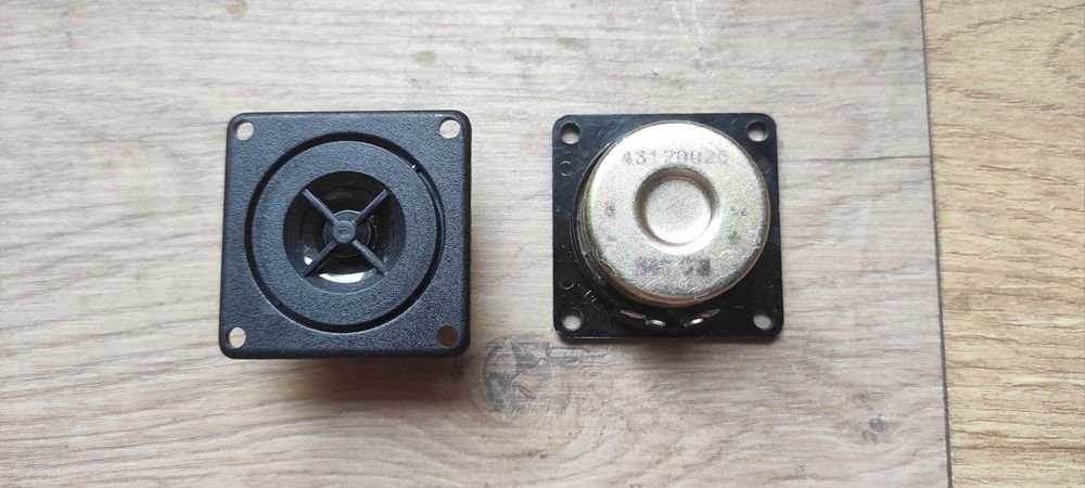 Głośniki wysokotonowe/ niskotonowe - SONY/ Samsung - nowe -8 Ohm