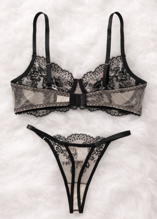 Набір жіночої білизни