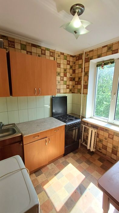 Продаж  2к  кввртири  Лісовий проспект,  м.Київ