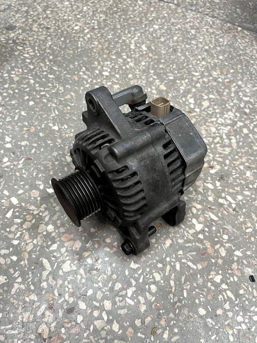 Генератор Toyota 27060-75310