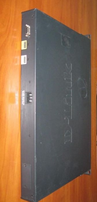 Гігабітні PoE комутатори мережеві D-Link DGS-3100-24P (без вух)