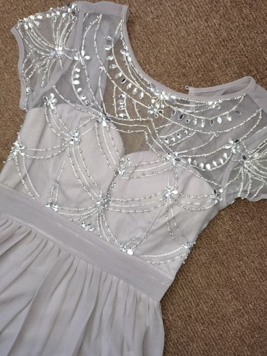 Вечернее платье легкое