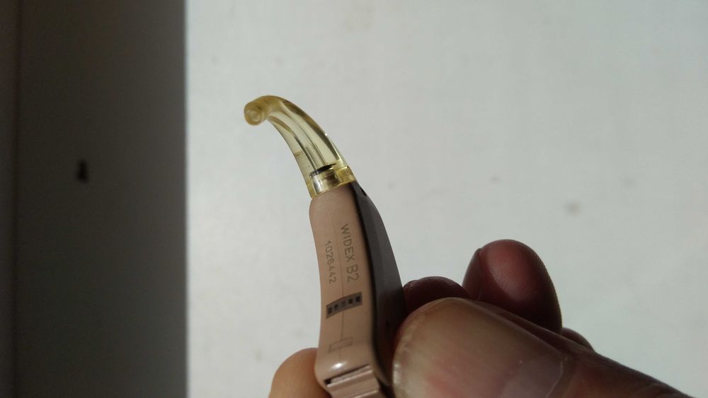 Слуховые аппараты (слуховий пристрій) WIDEX mind 220 / bravo B2