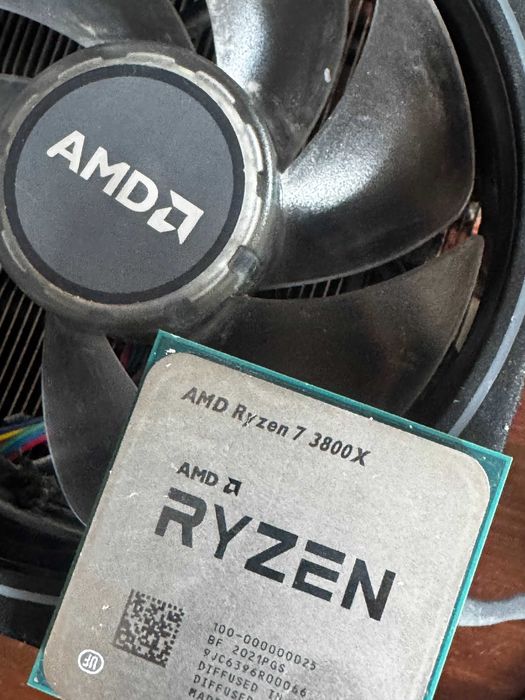 Procesor AMD Ryzen 7 3800X + Wraith Prism RGB | AM4 | Komplet
