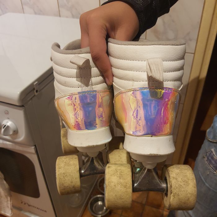 Wrotki damskie jak nowe