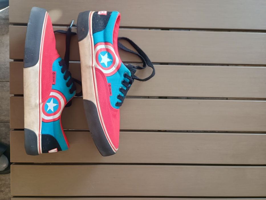 Trampki CROPP Marvel