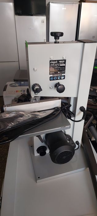 Стрічкова пила Scheppach HBS20. ЛОБЗИК