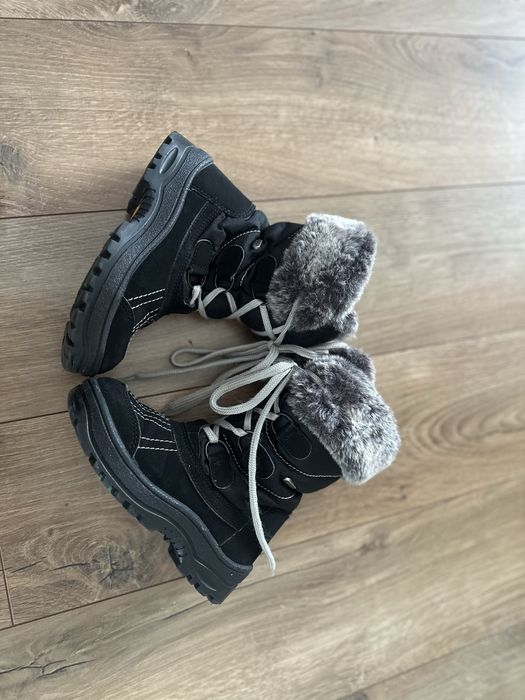 Зимові чобітки для дівчинки