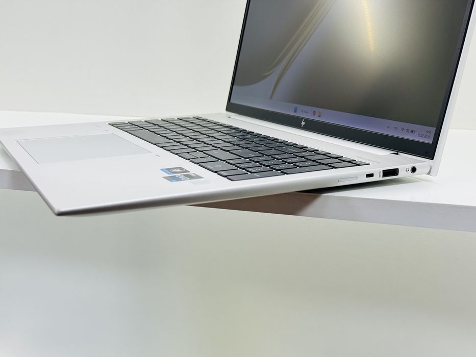 Преміальний HP EliteBook 860 G9 | i7-1255U + IRIS Xe | 16Gb DDR5 512Gb SSD | 16" WUXGA