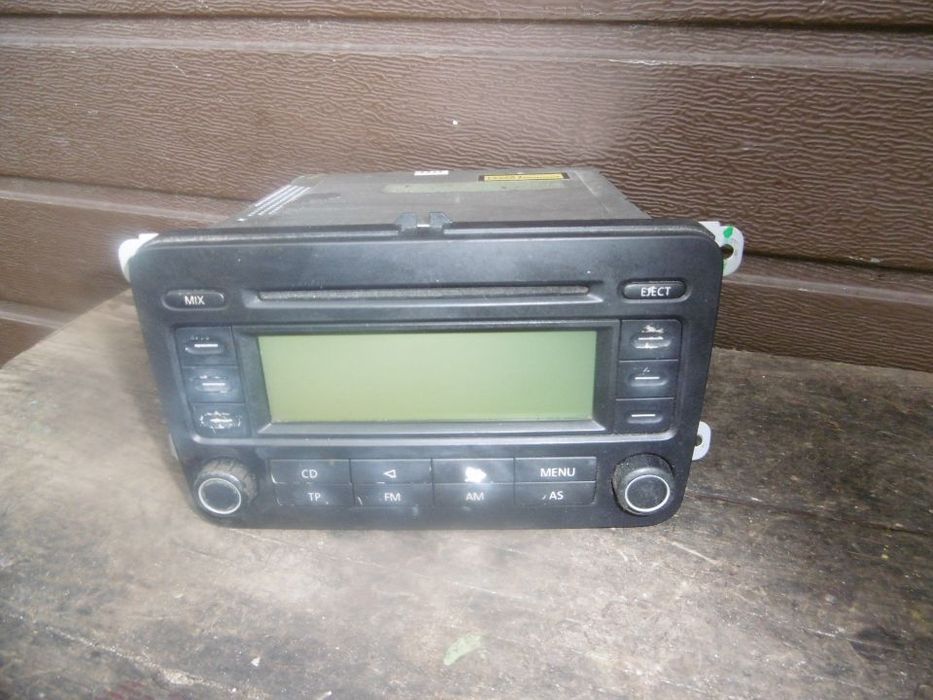 Radio VW TOURAN PASSAT B6 JETTE POLO GOLF