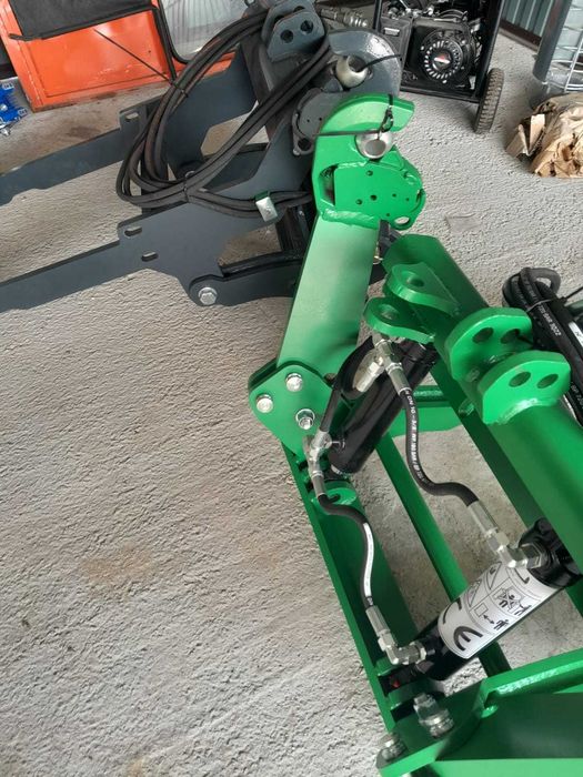 Tuz traktor 2/3t Kubota JD New Holland Case Zetor Pronar