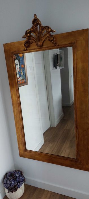 Espelho com florão - Dourado velho