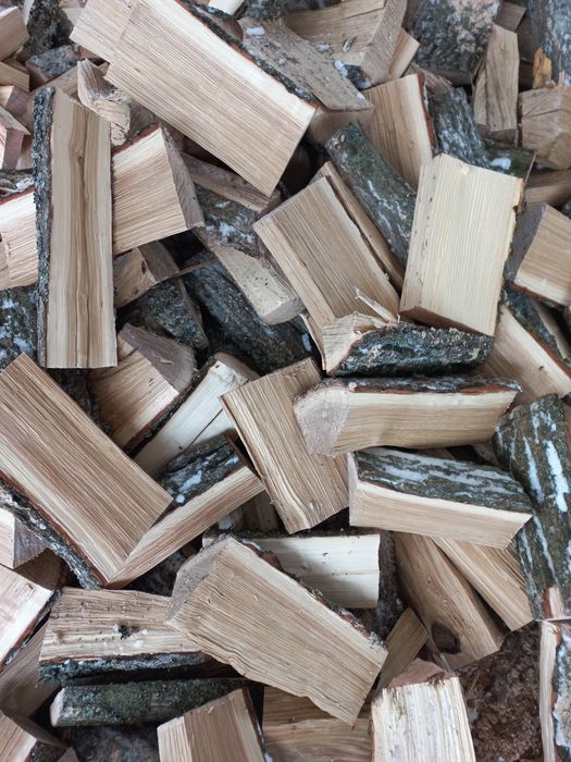 Дрова колоті рубані дуб та ясен з доставкою