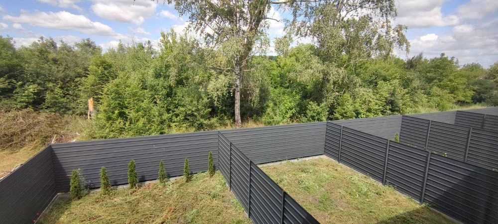 ТАУНХАУС двоповерховий р-н Морське, вул. Євгена Коновальця,33