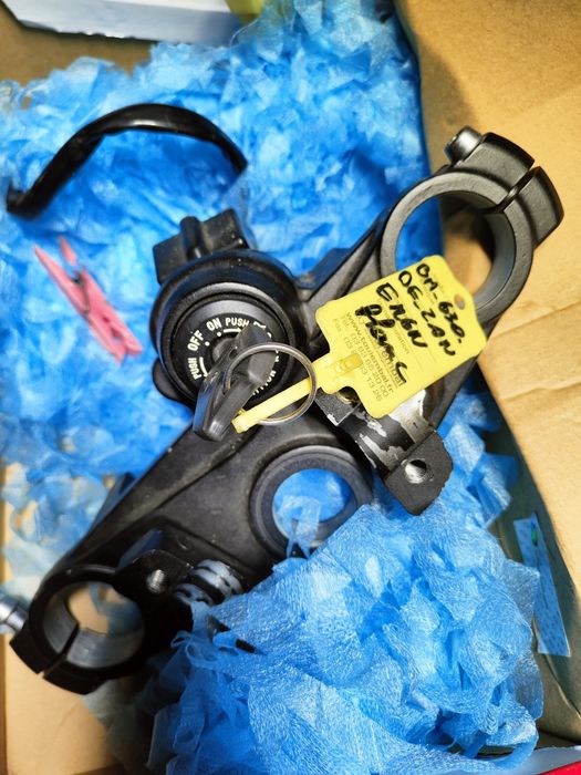 Stacyjka Kawasaki Er6N