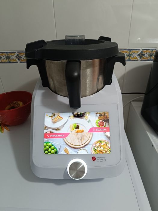 Robô de cozinha Monsieur Cuisine smart