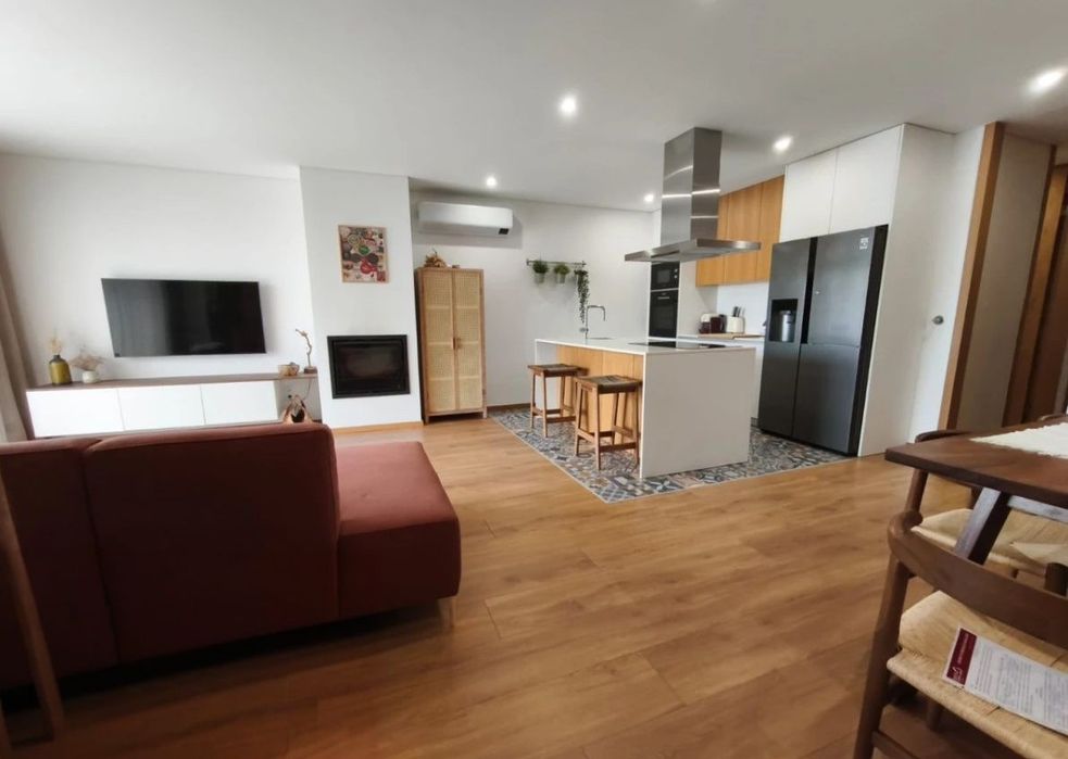 Moradia em gaveto  T3 Térrea em Manhente Barcelos