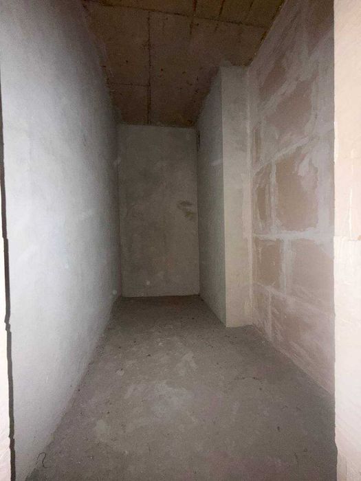 Двох кімнатна квартира в зданому ,обжитому будинку