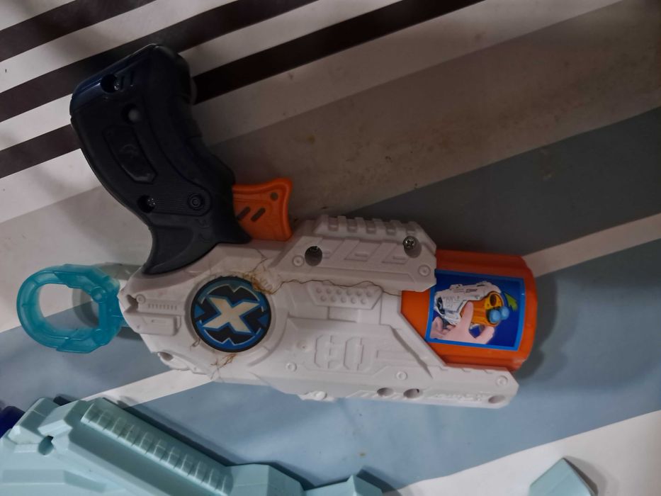 Pistolas Nerf + Acessórios