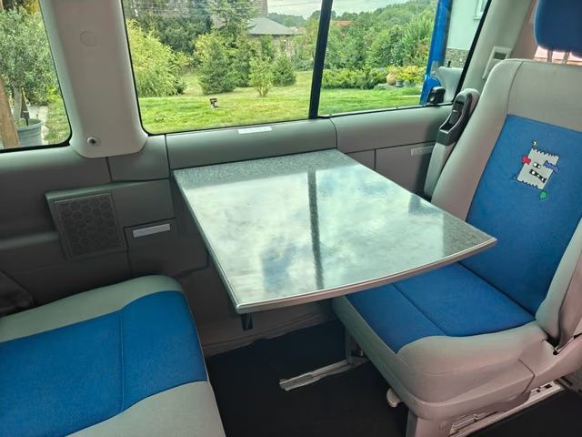 Volkswagen T4 2000...