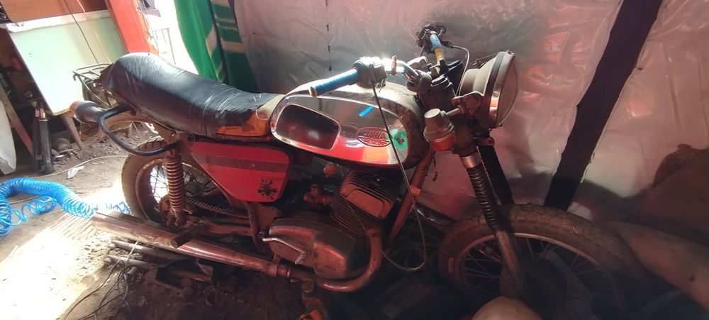 Продам яву 350 з документами не на ходу