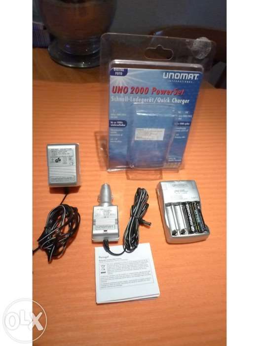 Carregador de baterias (pilhas)