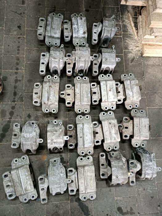 Запчастини гольф 5