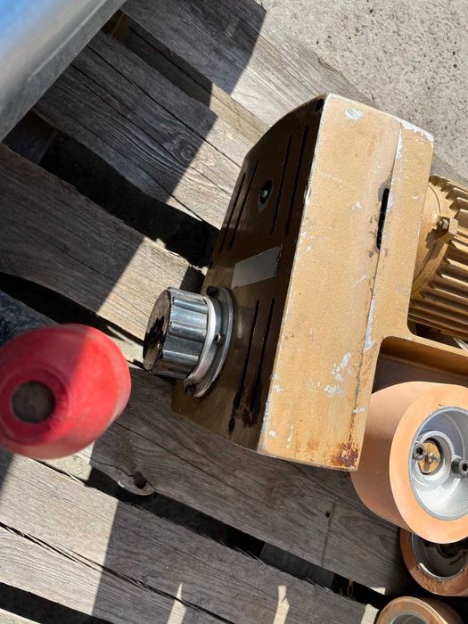 Автоподача.автоподатчик  до станків..подавач на фуганок