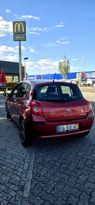 Renault Clio III 2005  Gasolina  180 mil