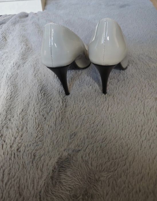 Buty na obcasie szpilki