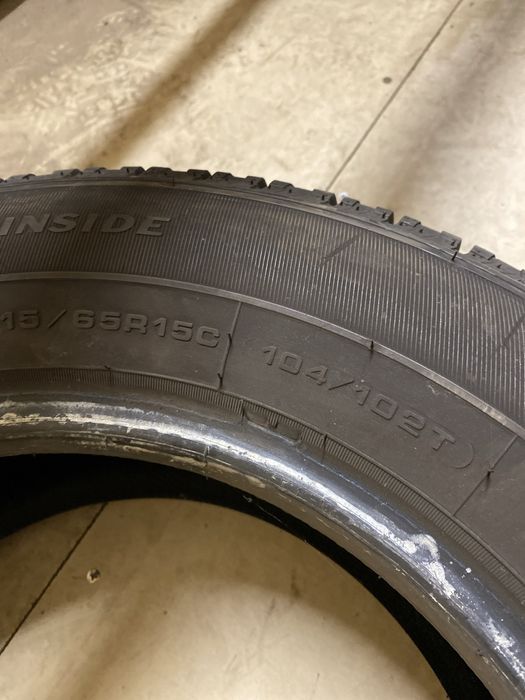150. Opony zimowe dostawcze goodyear cargovector 215/65r15c 2szt