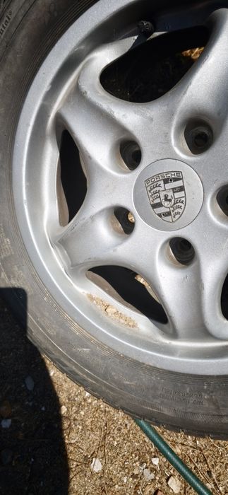 Jantes Porsche Originais 16" + 4 Pneus Continental – 850 € (negociável)
