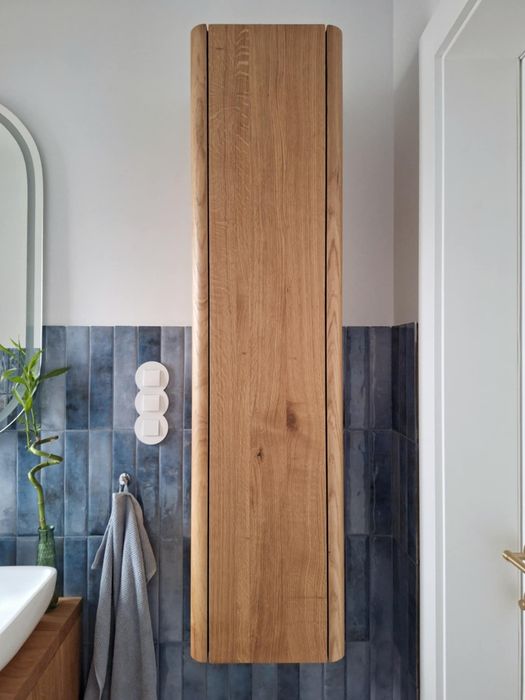 Dębowe meble łazienkowe, szafka pod umywalkę