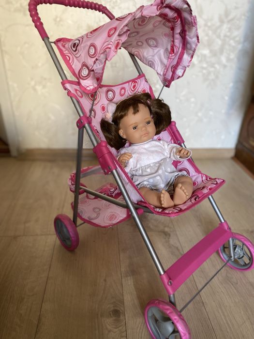 Вiзочки для ляльок