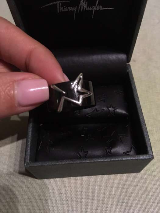 Anel Thierry Mugler NOVO