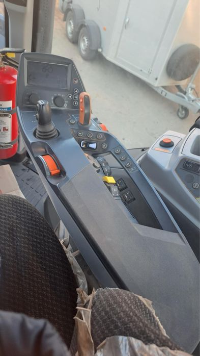 Sprzedam Valtra VERSU T154V 180 koni