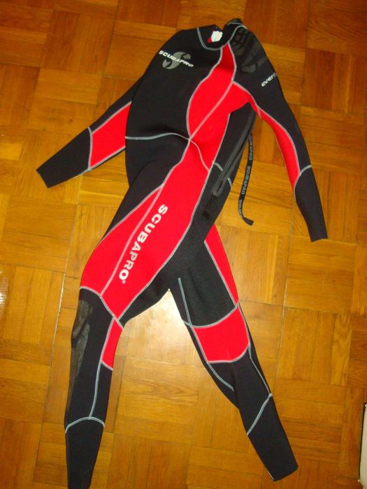 Гидрокостюм SQUBAPRO( НОВЫЙ ), размер 50 (M) или 42-44( М-L) ж , 3-5mm