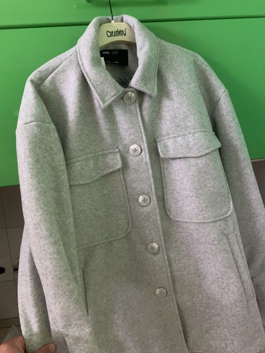 Сіра куртка Sinsay