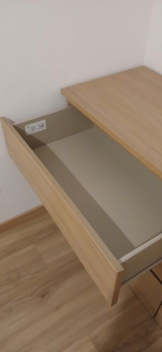 Cómoda com 6 Gavetas