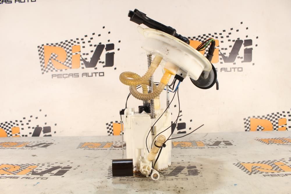 Boia combustível BMW 1 (F20)