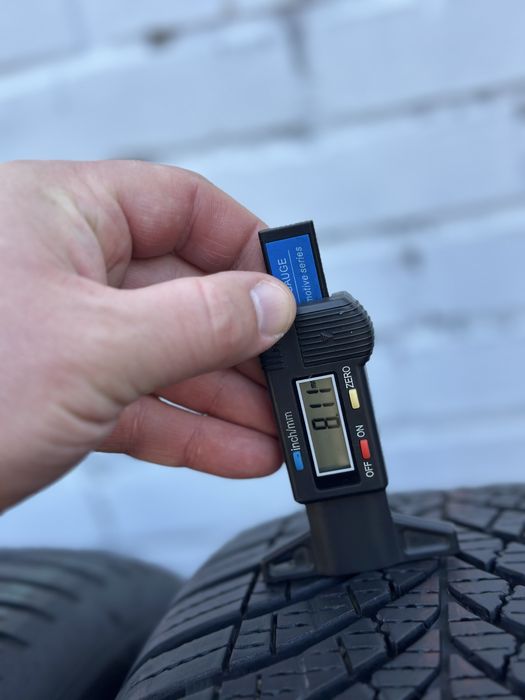 Всесезонні шини‼️Goodyear Vector4seasons 104V 225/60 r18 8мм 2023рік