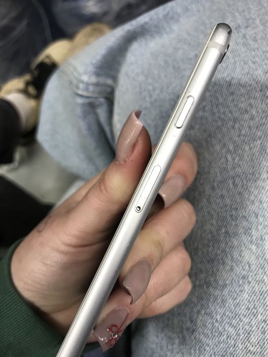 айфон 6 ,16гб 1500 грн