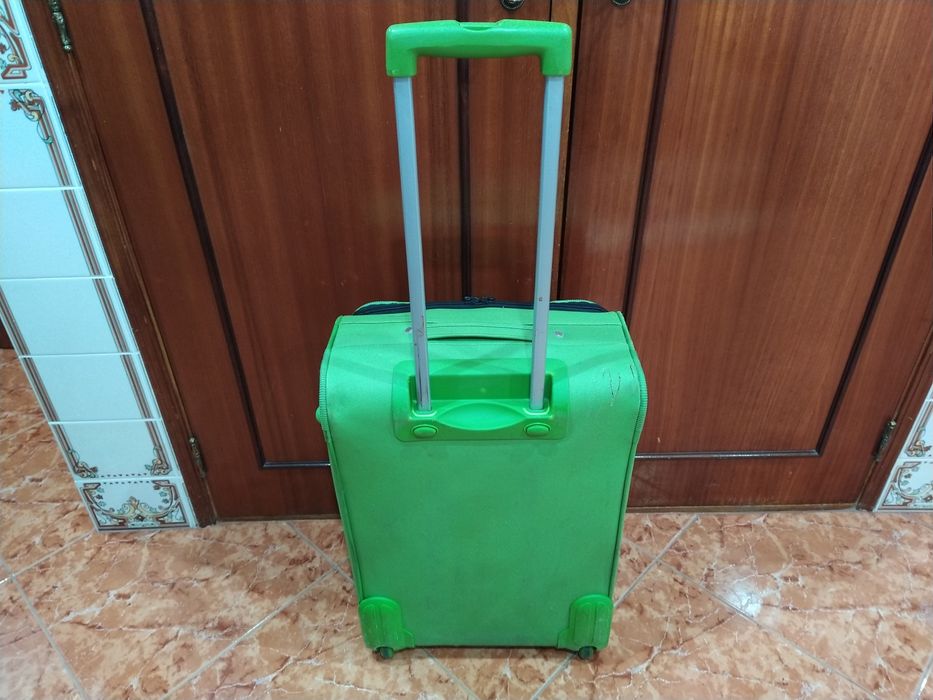 Mala malas de porão até 23 kg viagem casa quarto apartamento vivenda.