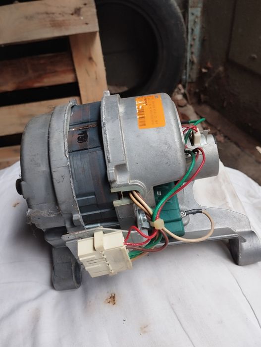 Запчасти к стиральной машинке Индезит