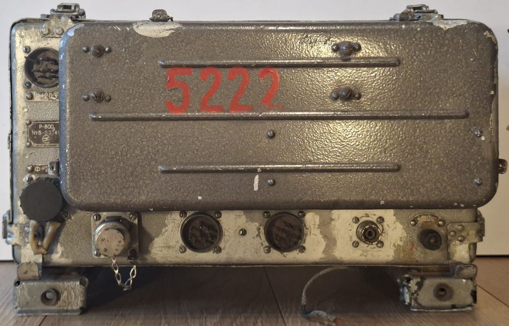 Odbiornik radiostacji lotniczej P-800