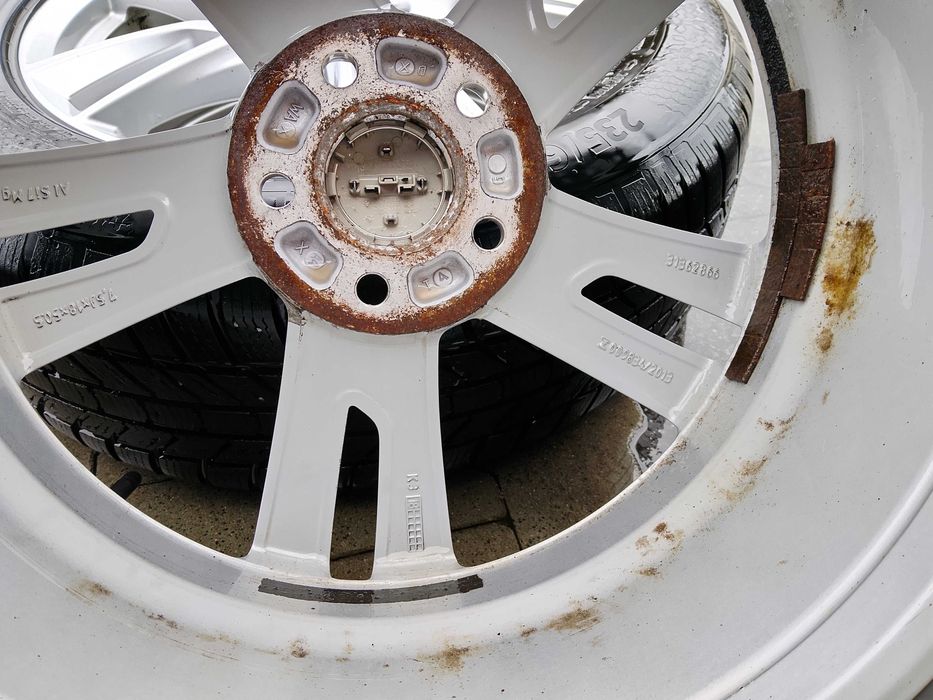 5x108 235/60R18 Felgi Koła zimowe Volvo XC40 XC60 V90 Continental zimowe
