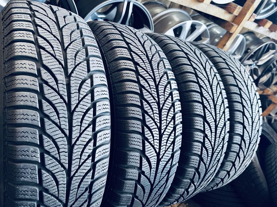 Шини Резина Зимові 175 70 13 Paxaro Winter 4шт